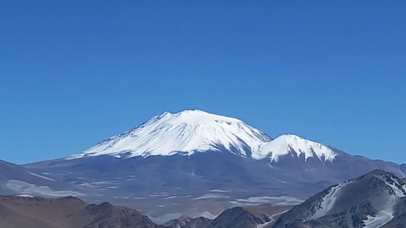 Volcán Bertrand 5280msnm